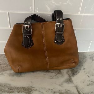 Tignanello purse like new